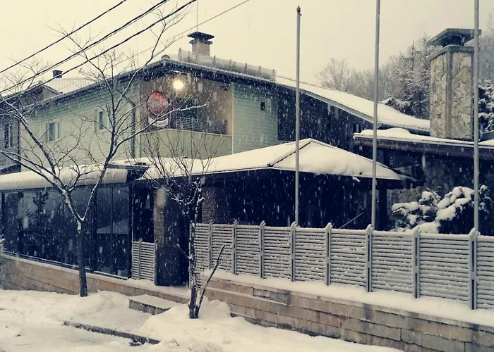 Discret Hotel & Restaurant Vladaya photo