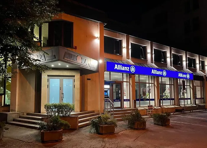 Хотел Аврора Haskovo photo
