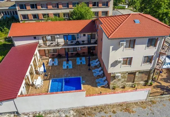 Family Hotel Preslav Foto