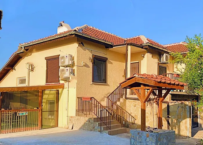 صورة Gemuetliche Ferienwohnung Zwischen Bergen Und Meer Orizare