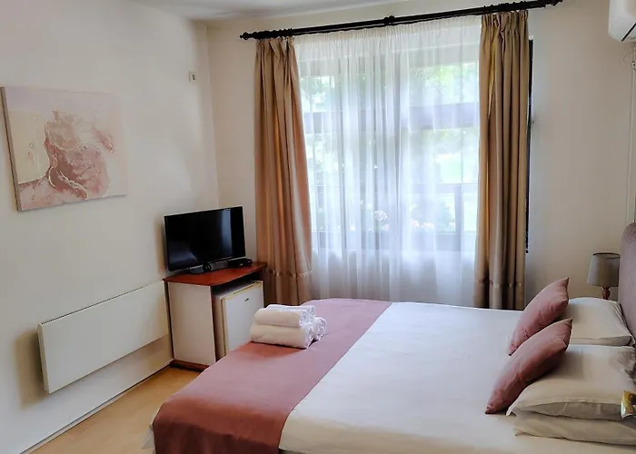 Petkov Family Hotel Blagoevgrad photo