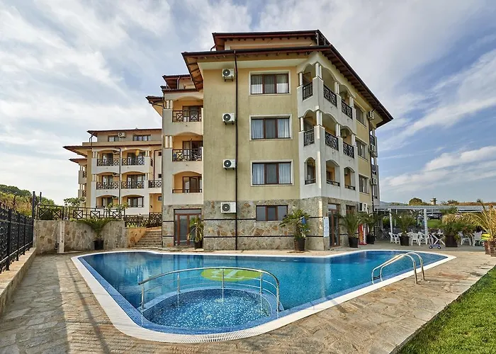 Toma'S Residence - Front Beach Tsarevo photo