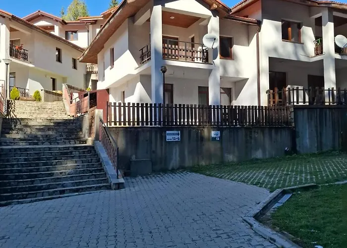 הוילה Stoykite Четири Сезона 12 תמונה