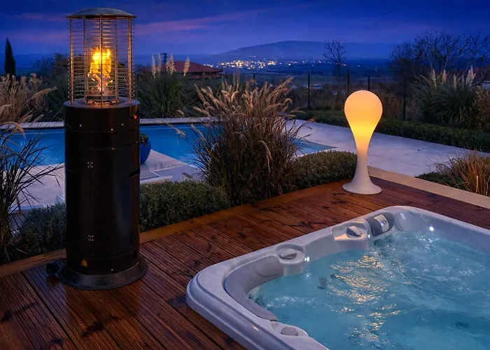 Villa Aura Heated Pool&Jacuzzi Near Albena Rogachevo fotoğrafı