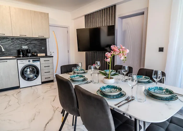 Sea View Luxury Apartments- Forest Retreat Luxury Suite Achtopol zdjęcie
