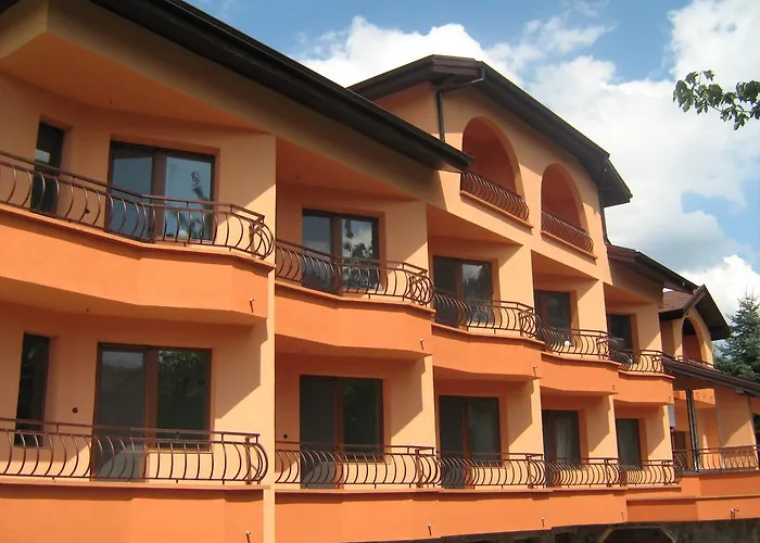 Family Hotel Emaly Green Sapareva Banya photo
