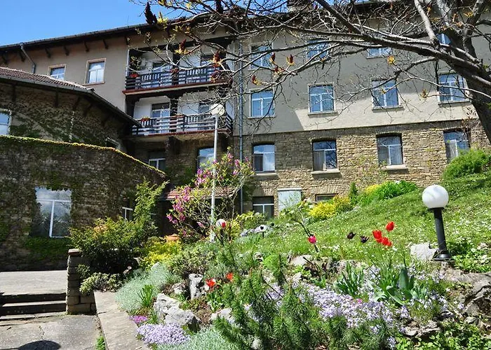 Balneohotel Lyulyatsi Vrabcite képek