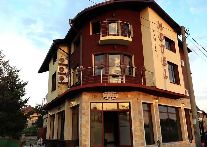 Hi-Life Family Hotel Novi Iszkar képek