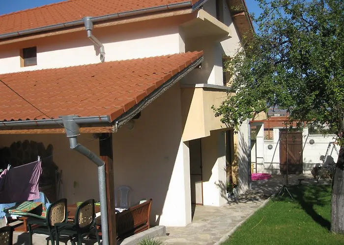 Villa Tunley Medovo foto